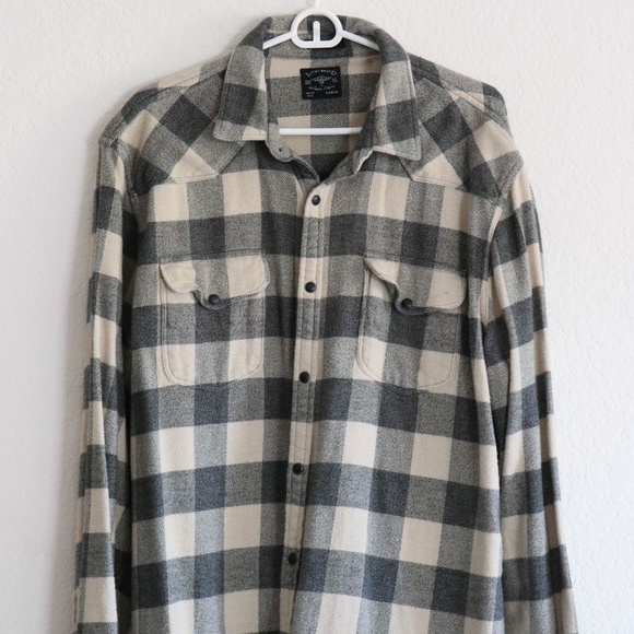 Flannel - Picture 1 of 2